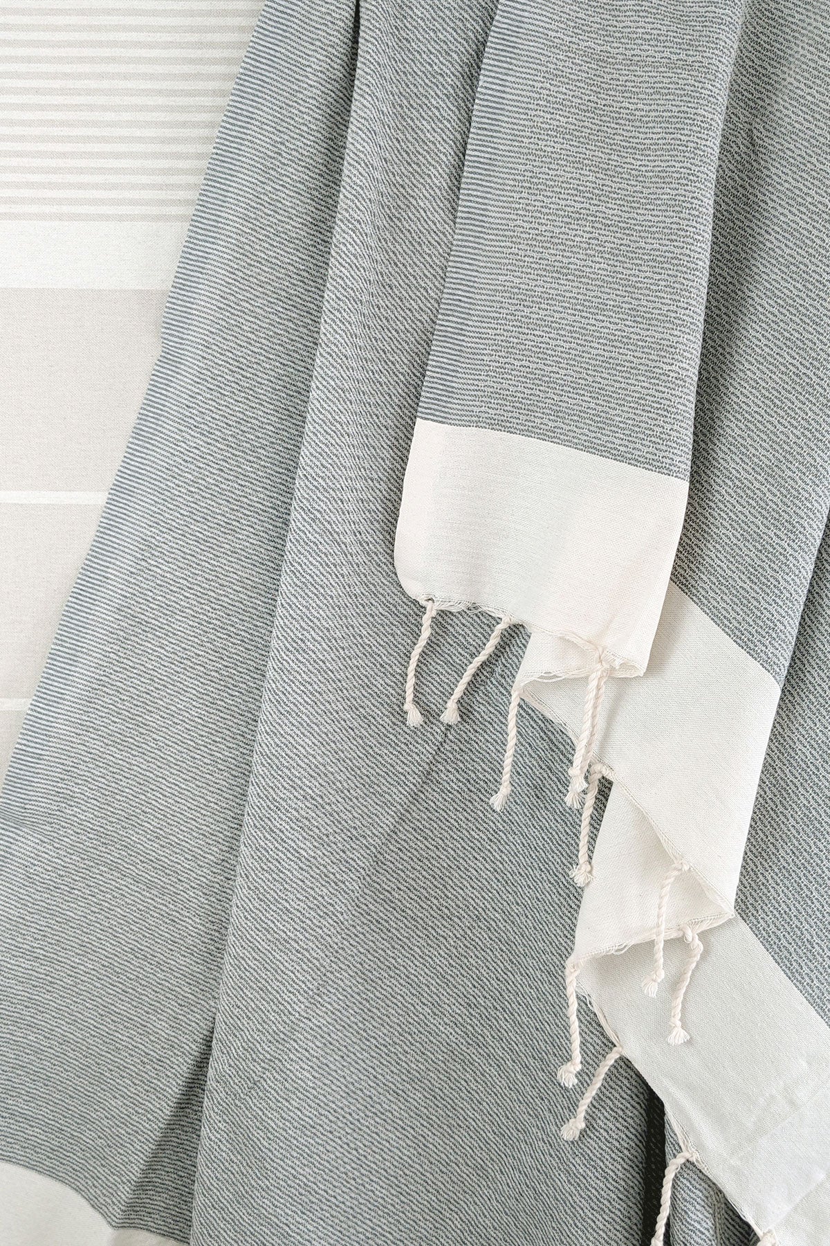 Hamam Blanket gray classic stripe