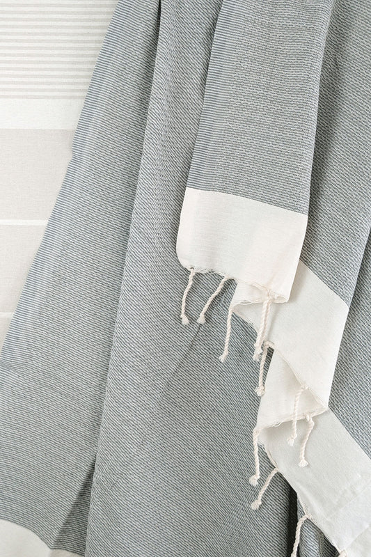 Hamam Blanket gray classic stripe