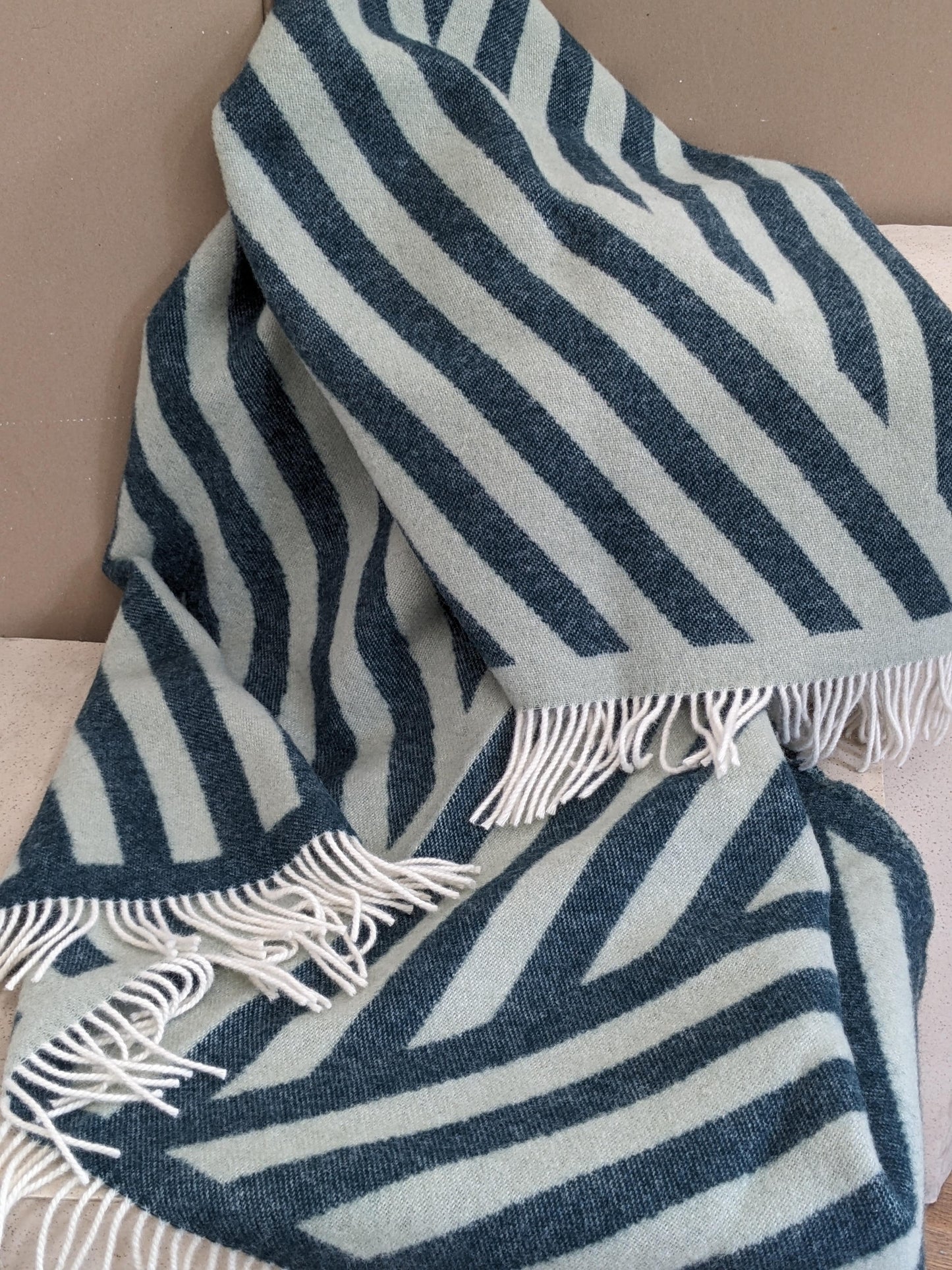 Wool blanket bold dark granite
