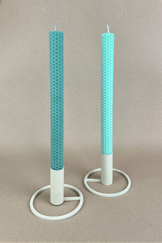 handgefertige farbige Bienenwachs Stabkerzen / pistachio & greenstone