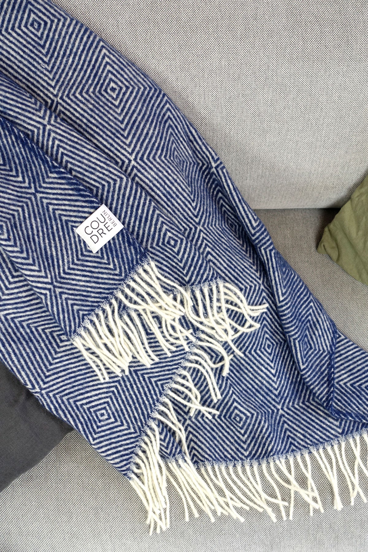 Wool blanket / cozy blanket diamond bluestone
