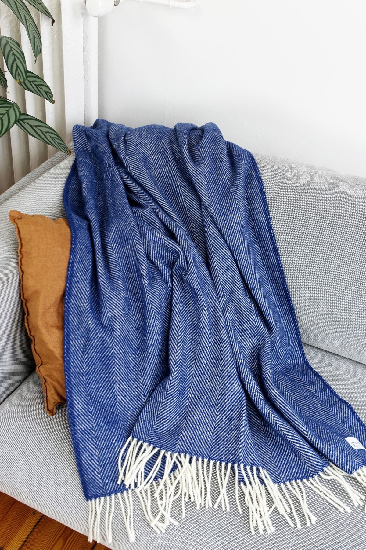 Wool blanket / cozy blanket herringbone baltic sea limited edition