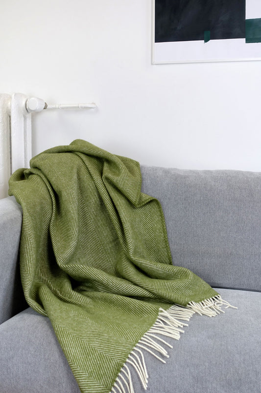 Wolldecke / Kuscheldecke herringbone moss - Coudre Berlin