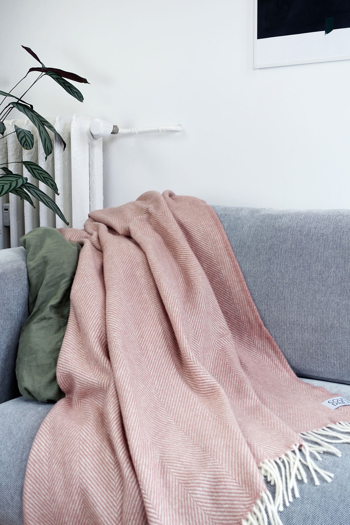 Wolldecke / Kuscheldecke herringbone rosestone – Coudre Berlin