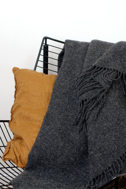 Wool blanket / cozy blanket mono anthracite melange