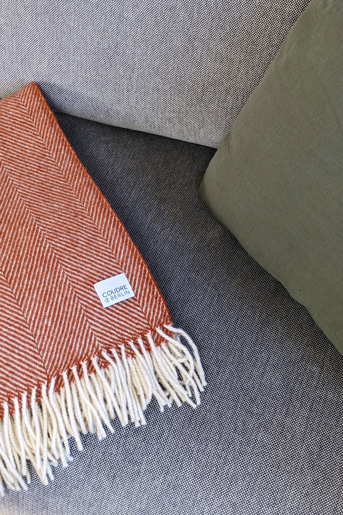 Wolldecke / Kuscheldecke herringbone terracotta - Coudre Berlin