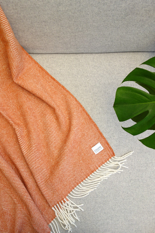 Wolldecke / Kuscheldecke herringbone terracotta - Coudre Berlin