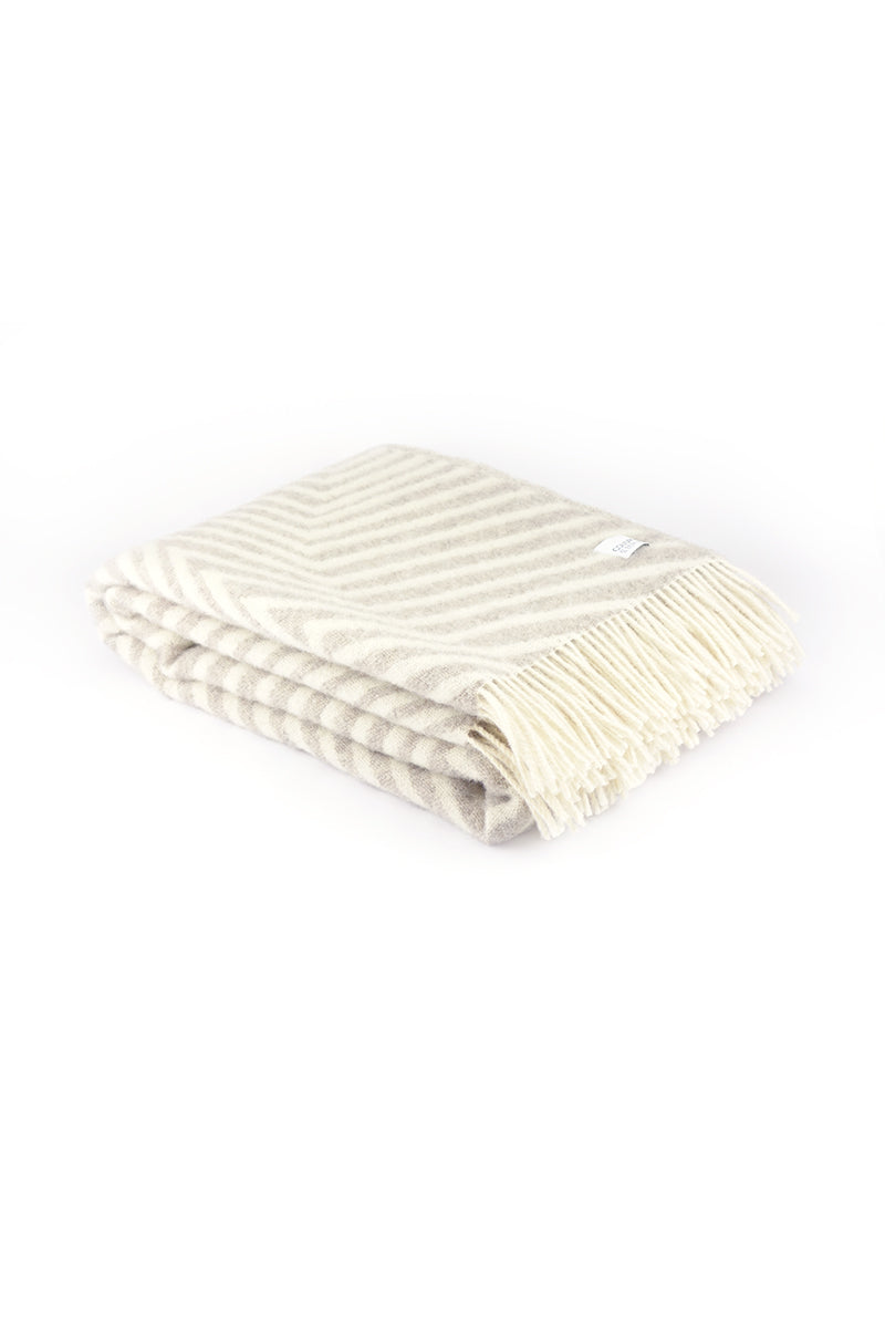 Wolldecke / Kuscheldecke leaves limestone / COMMING SOON! ab Mitte Oktober verfügbar - Coudre Berlin