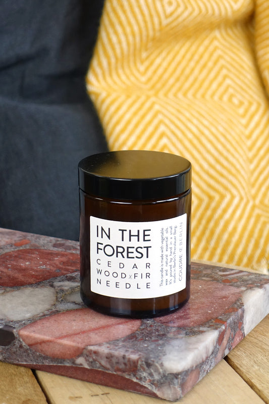IN THE FOREST cedarwood x fir needle/ ESSENTIALS Duftkerze