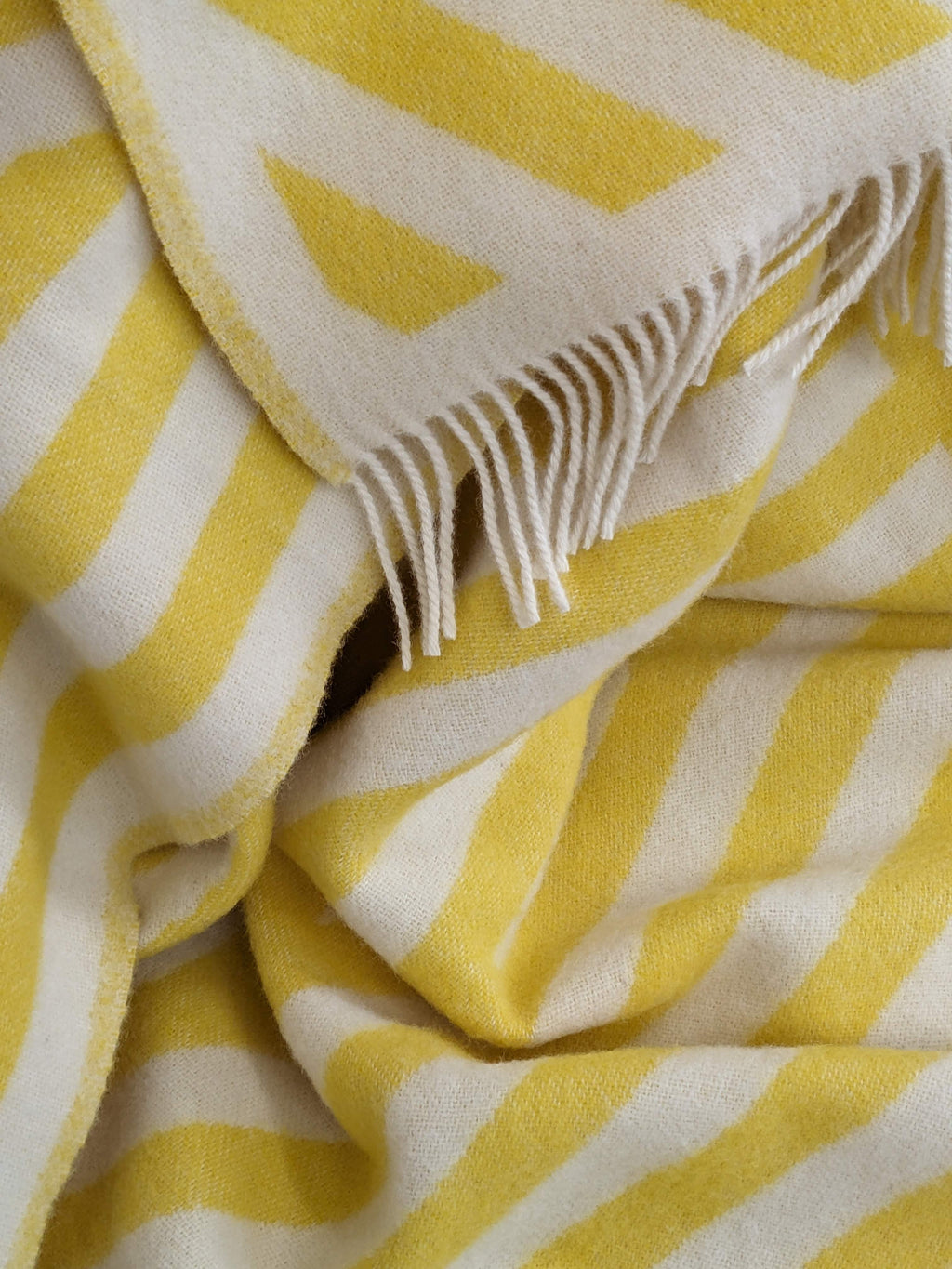 Wool blanket / cuddly blanket FRANK lemon / off white 