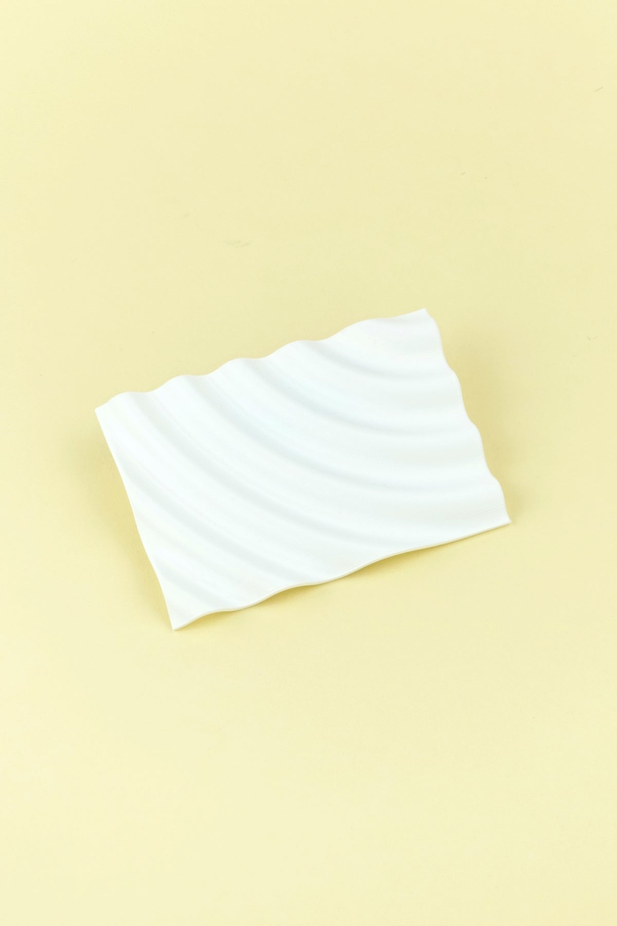 Seifenschale aus recyceltem PET / recycled PET soap dish pearl white ripple