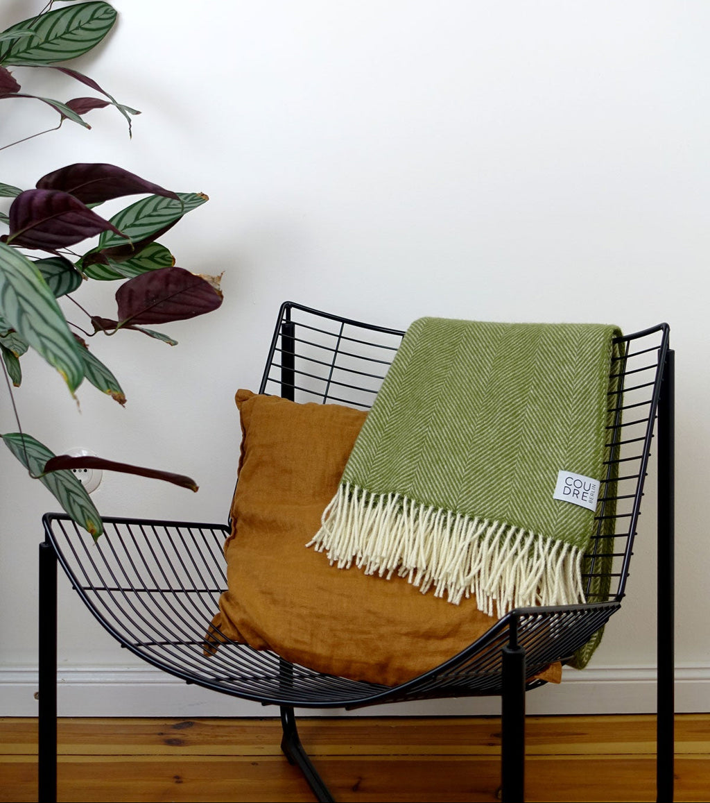 Wolldecke / Kuscheldecke herringbone moss - Coudre Berlin