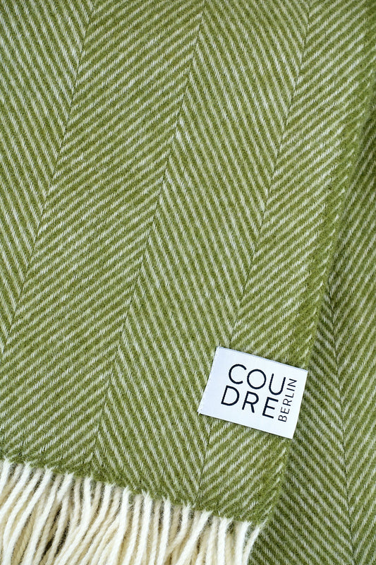 Wolldecke / Kuscheldecke herringbone moss