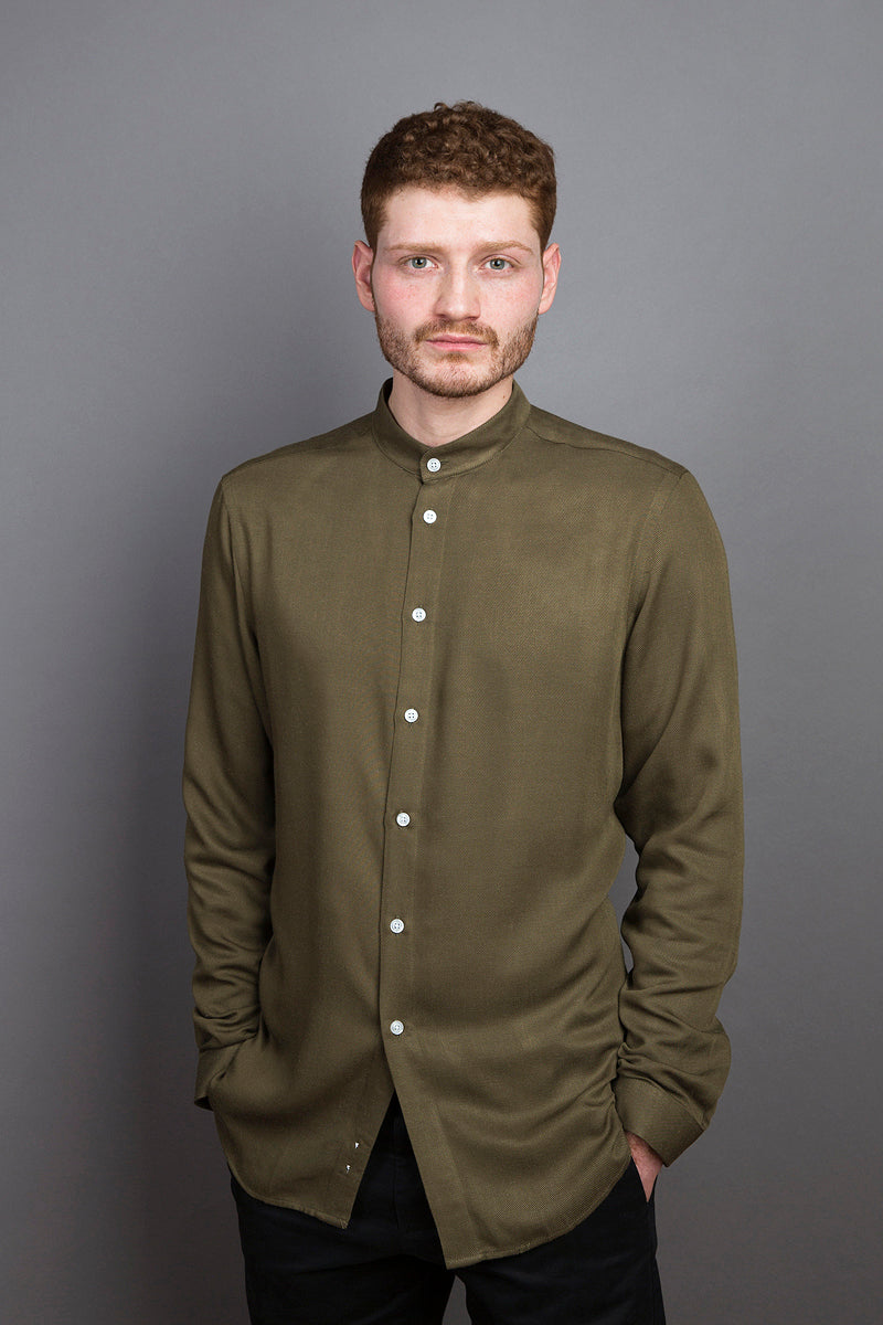 Band Collar Shirt moss - Coudre Berlin