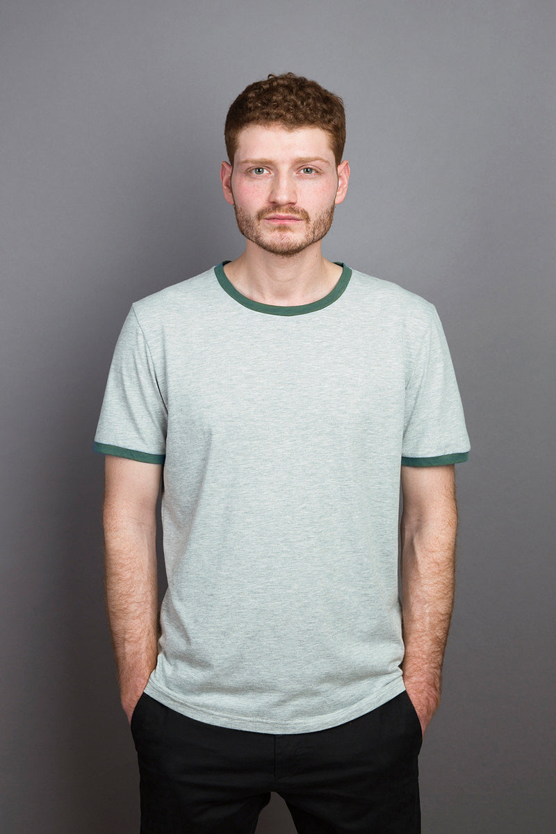 Contrast Collar T-Shirt granite/moss - Coudre Berlin