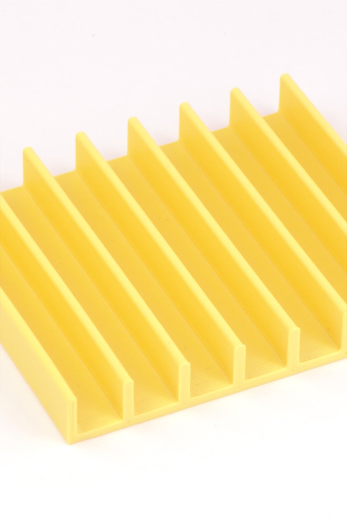 Seifenschale aus recyceltem PET / recycled PET soap dish tropical yellow reef - Coudre Berlin